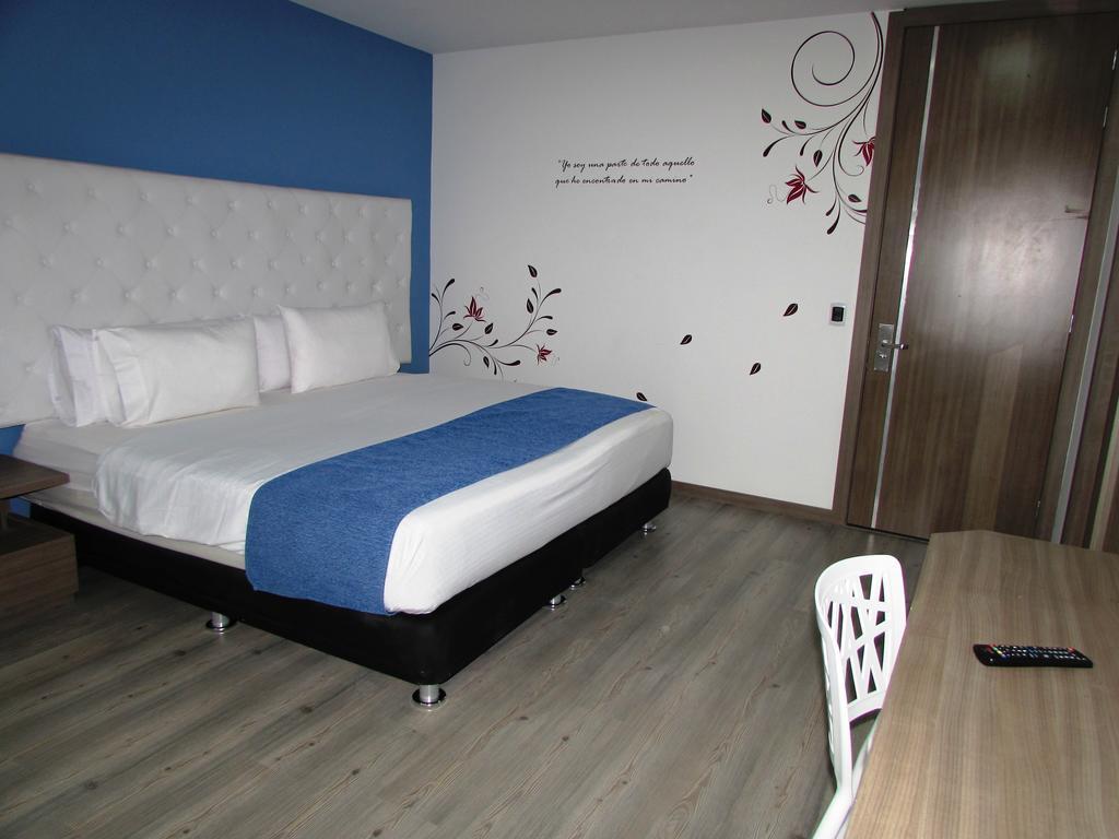 Aw Hotel Plaza Miranda โบโกตา ห้อง รูปภาพ